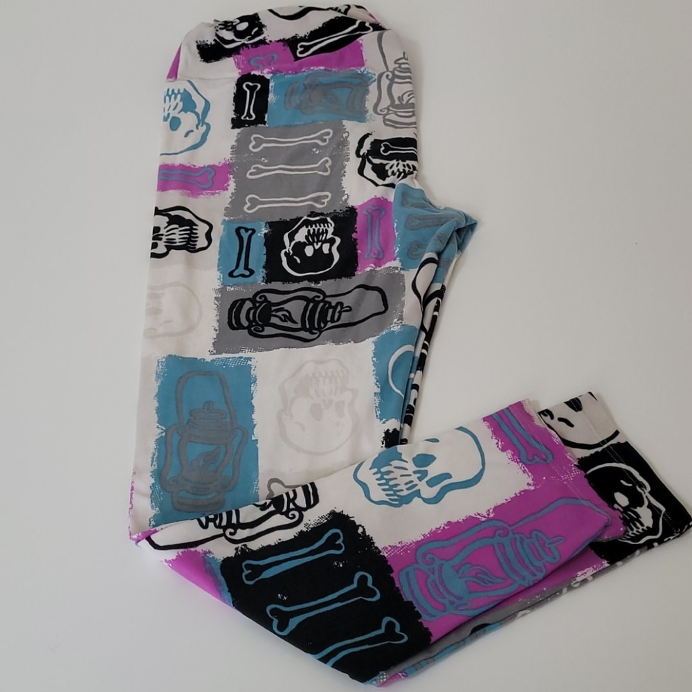 Skull and Bones Leggings